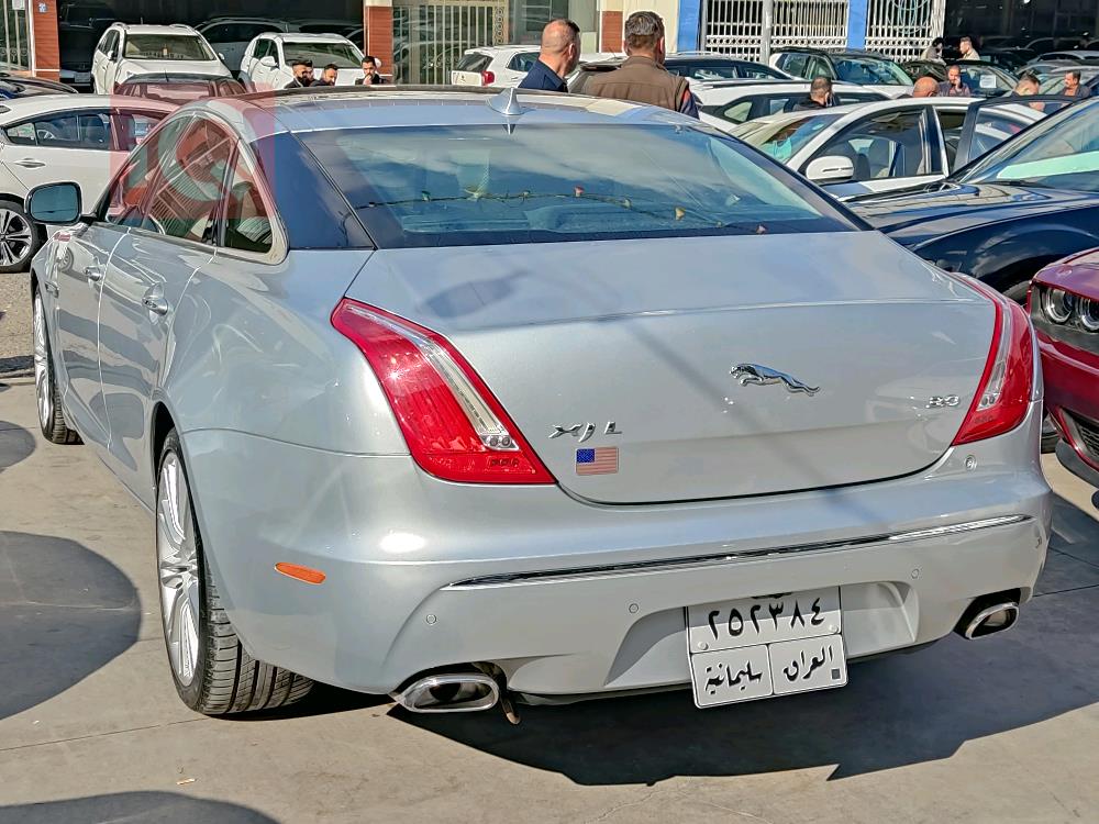 جاگوار XJ
